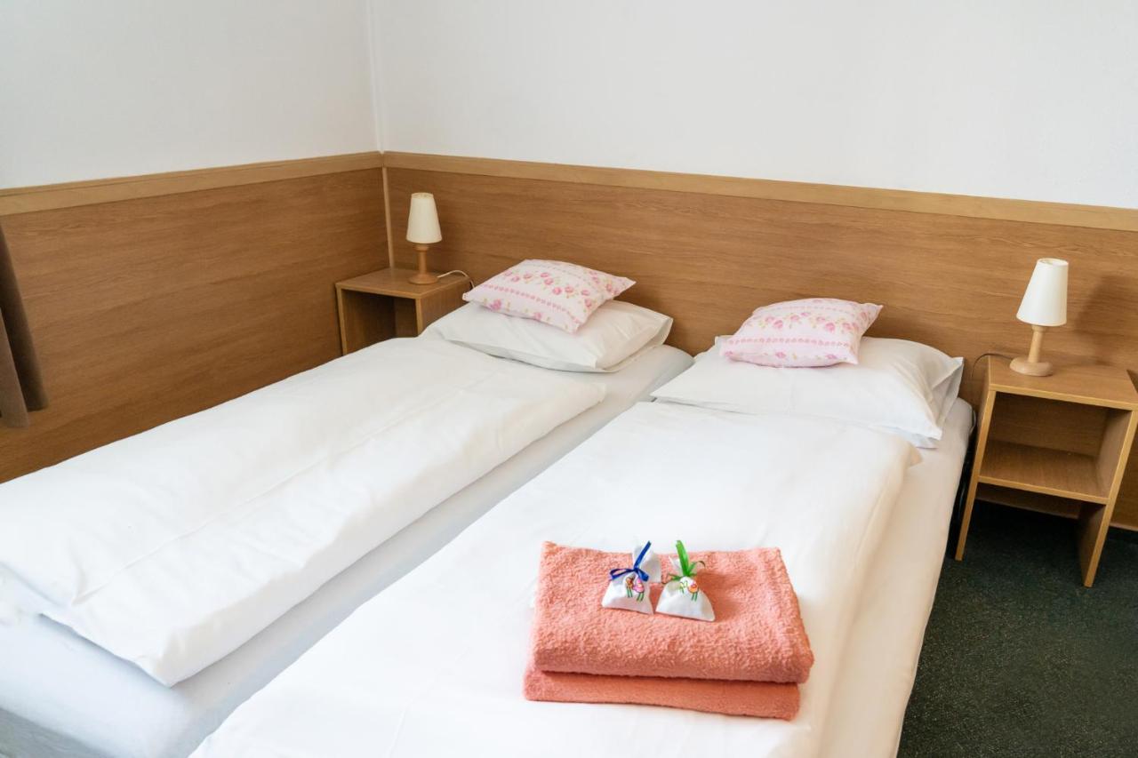 Hotel Beskid ビエルスコ・ビアバ エクステリア 写真