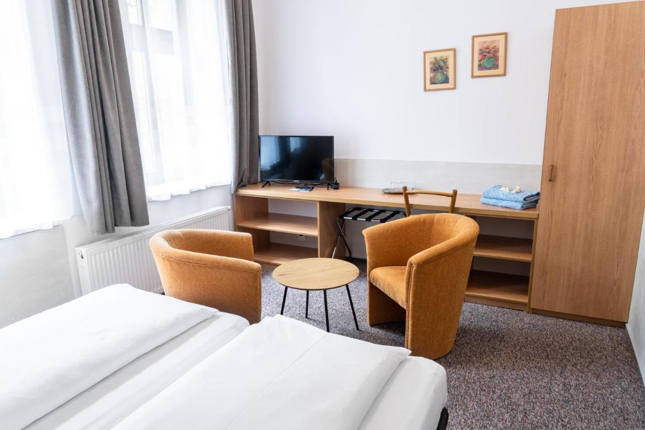 Hotel Beskid ビエルスコ・ビアバ エクステリア 写真